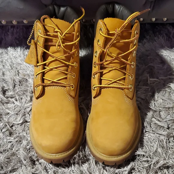 Timberland - Picture 2 of 4